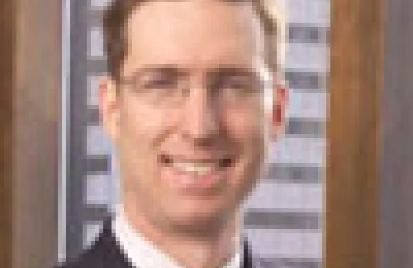 100x102chrisholt.jpg