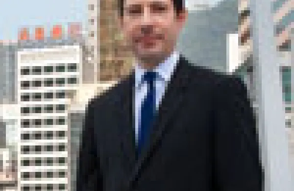 100x102gradelchris.jpg