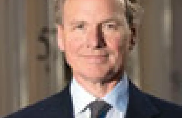 100x102mooredonald.jpg