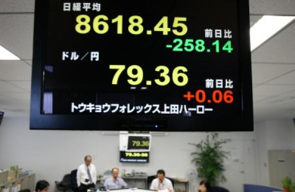 2014-07-dan-weil-low-currency-volatility-japan-lg.jpg