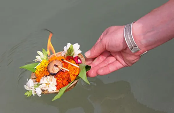 2015-09-da-kumbh-mela-sansa-large.jpg