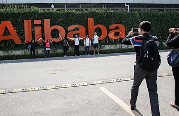 2015-10-16-andrew-barber-da-alibaba-large.jpg