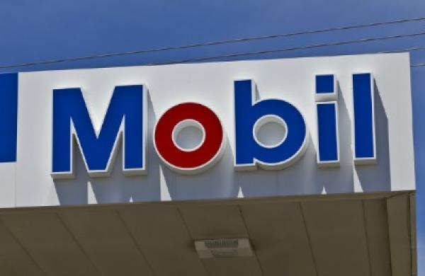 2016-09-uw-ceres-exxonmobil-gas-station-logo-large.jpg