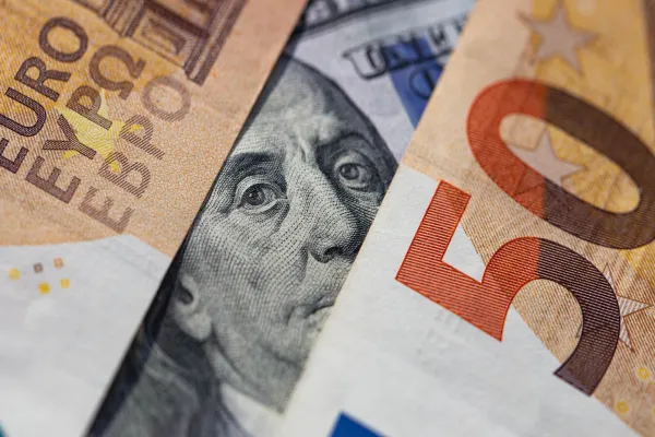 What Do We Know About Hedge Fund Activity in FX Options?