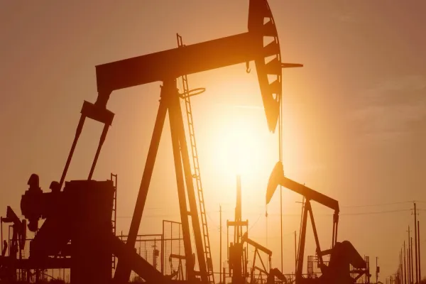 Q&A: What Backwardation in Oil Futures Reveals About Market Expectations