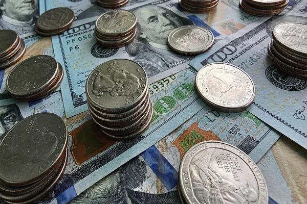 Dollar Reasserts Itself as Global Tensions Shift Currency Markets