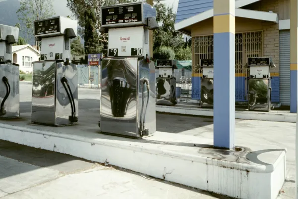 An out of business gas station from the 1970s.