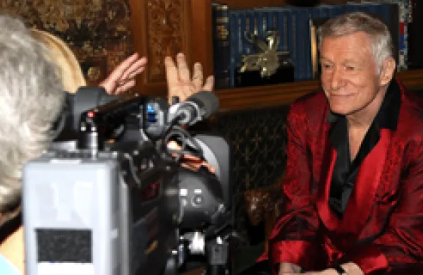 330x160-hugh-heffner.jpg