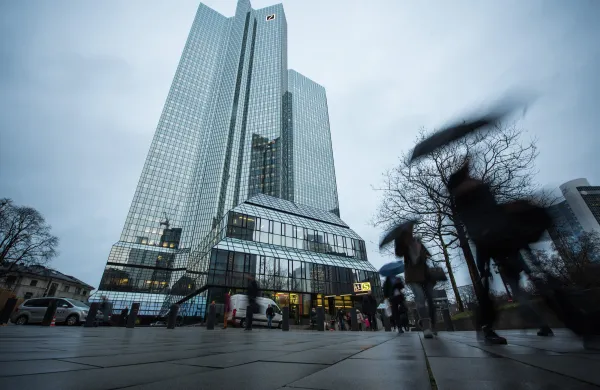 Deutsche Bank AG headquarters in Frankfurt, Germany (Andreas Arnold/Bloomberg)