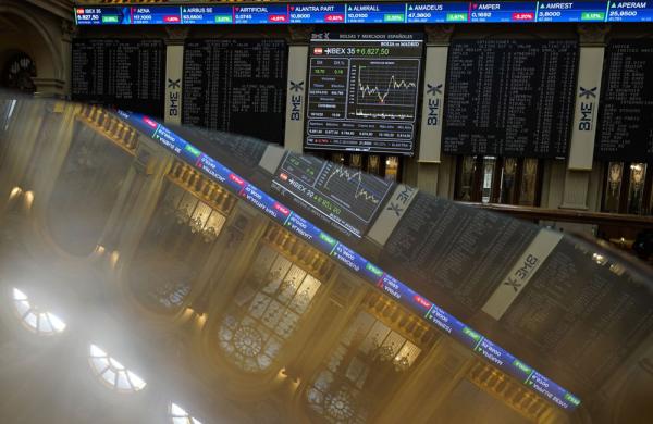 Paul Hanna/Bloomberg