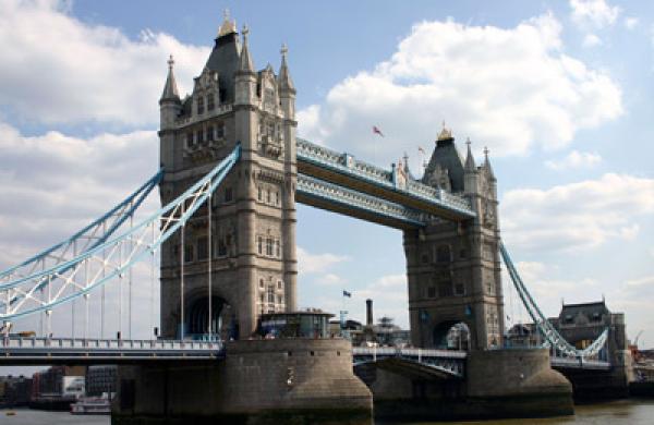 tower-bridge-am-large.jpg