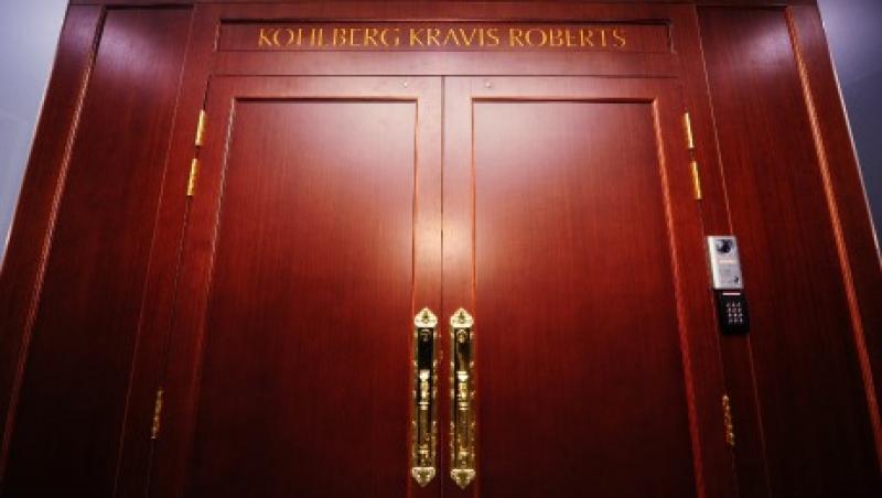 14-01-private-equity-kkr-asia-large.jpg
