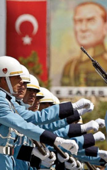 190x300turkish-soldiers.jpg