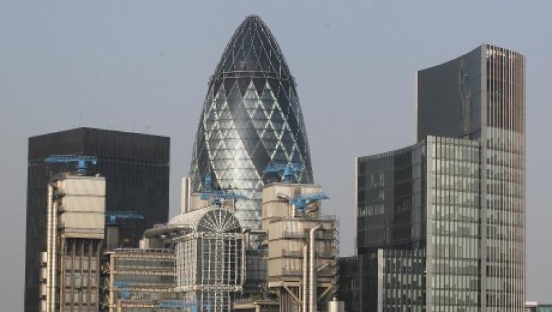2014-01-gmtl-pimco-european-insurance-swissre-gherkin-large.jpg