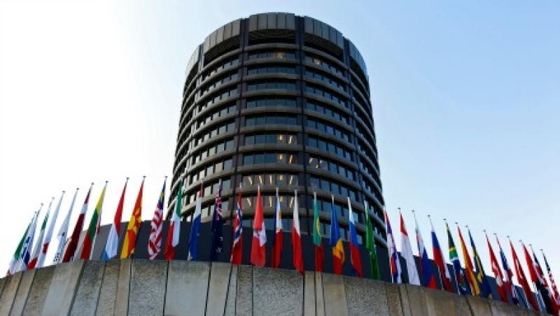 2014-01-sarfraz-thind-credit-default-swaps-bank-for-international-settlements-large.jpg
