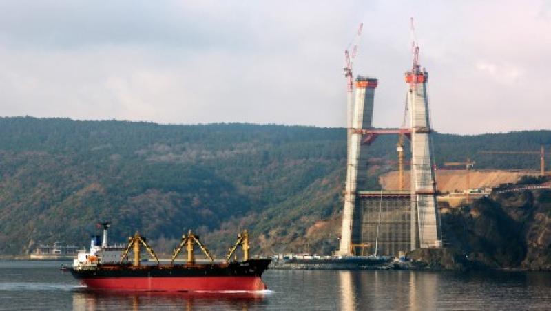 2014-02-andrew-barber-emerging-markets-ria-turkey-construction-large.jpg