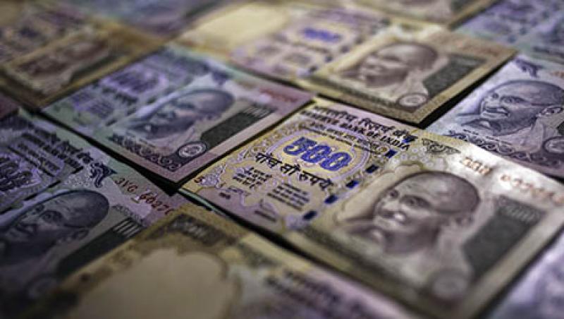 Images Of Indian Rupee As The Currency Extends Its Steepest Slide In Two Decades Images Of Indian Rupee As The Currency Extends Its Steepest Slide In Two Decades