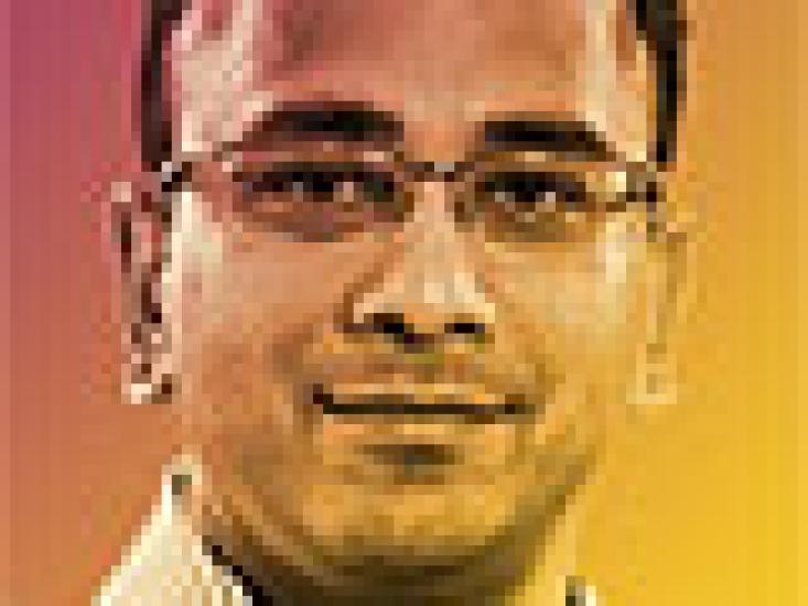 2014-03-tom-johnson-all-europe-research-team-sachin-jain-small.jpg