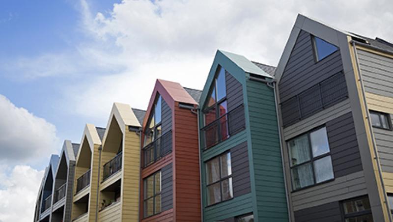 U.K. House Prices Rise as Consumer Optimism Hits 9-Year High U.K. House Prices Rise as Consumer Optimism Hits 9-Year High