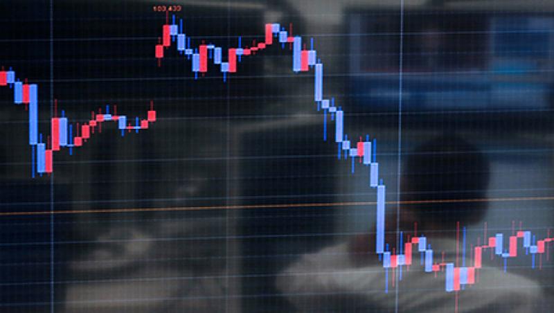 Dealers At Foreign Exchange Brokerage As Japanese Stocks Retreat On Higher Yen Dealers At Foreign Exchange Brokerage As Japanese Stocks Retreat On Higher Yen
