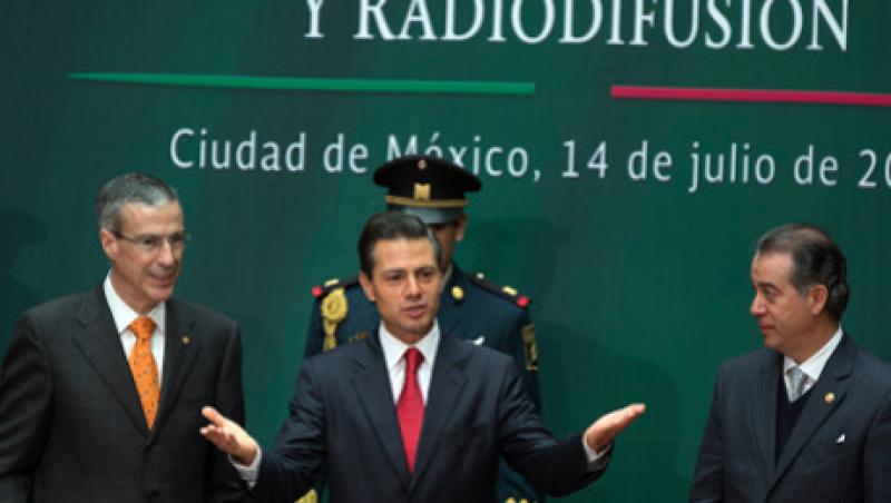 2014-08-kkr-gmtl-enrique-pena-nieto-large.jpg