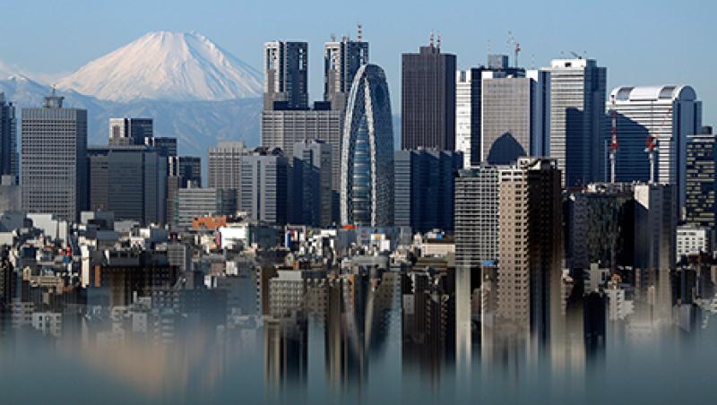 2014-09-tom-buerkle-asia-100-tokyo-large.jpg