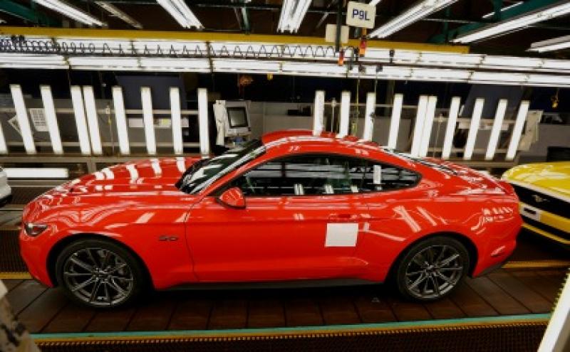 2014-10-da-ford-mustang-large.jpg