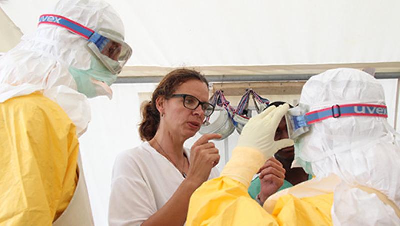 2014-10-georgie-hurst-ebola-lg.jpg 2014-10-georgie-hurst-ebola-lg.jpg