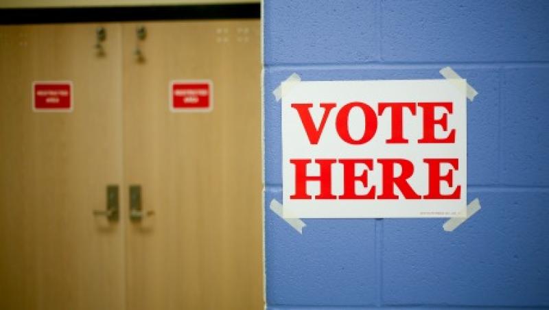 2014-11-da-vote-here-large.jpg