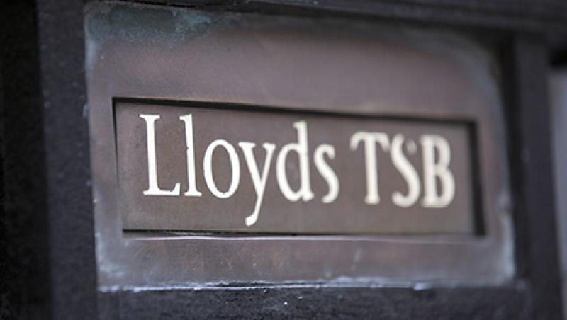 U.K. Government Sees Profit On First Lloyds Sale U.K. Government Sees Profit On First Lloyds Sale