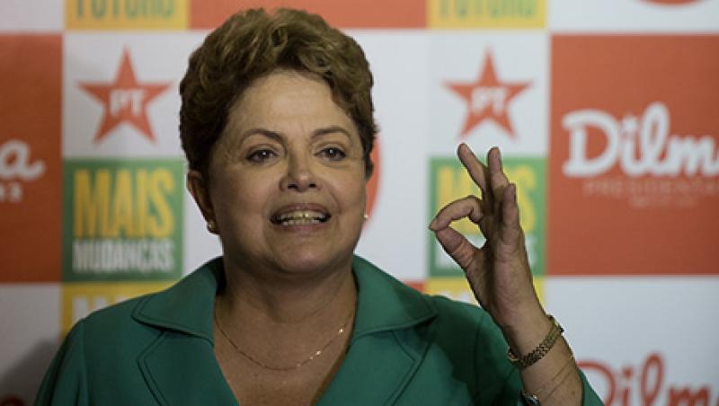 Rousseff Takes Lead in MDA Poll With Brazil's Election Days Away Rousseff Takes Lead in MDA Poll With Brazil's Election Days Away