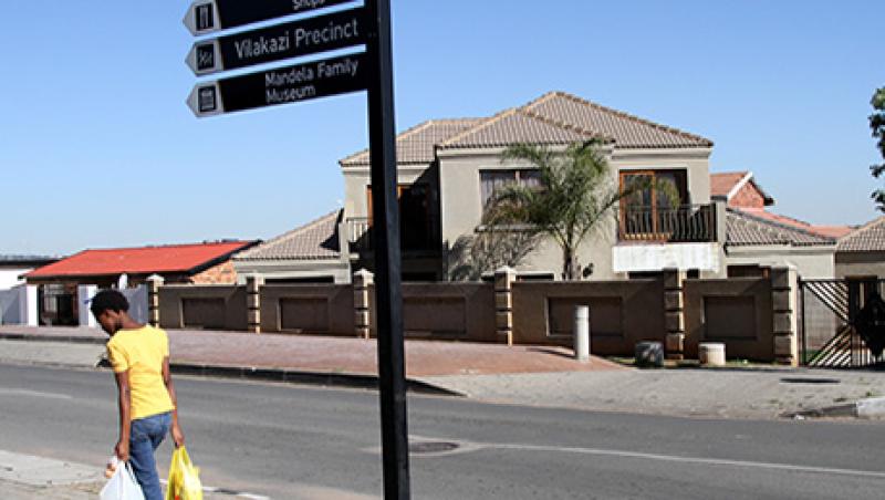 South African Retail Economy And Maponya Mall South African Retail Economy And Maponya Mall