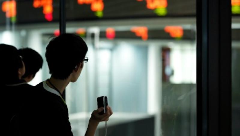 2014-12-gmtl-pimco-tokyo-stock-exchange-large.jpg