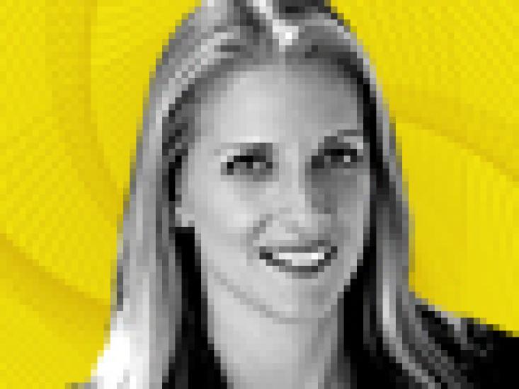 2015-06-hedge-fund-rising-stars-laura-roche-small.jpg