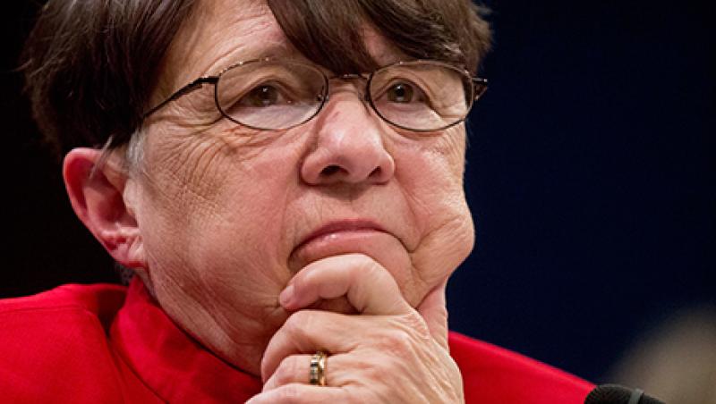 2015-09-ed-mccarthy-sec-rias-mary-jo-white-large.jpg