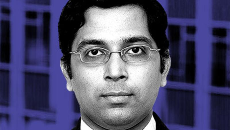2015-11-tom-johnson-res-all-india-research-team-analysts-manoj-menon-large.jpeg