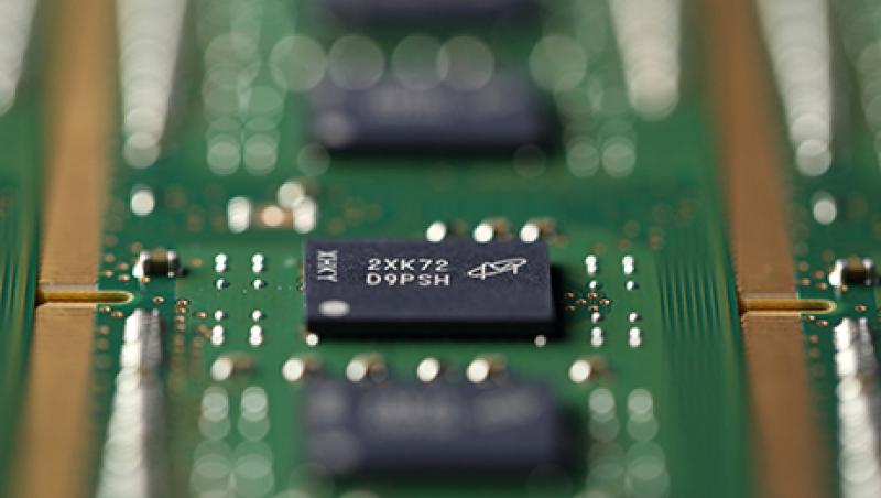 2015-11-vitaliy-katsenelson-micron-technologies-large.jpg