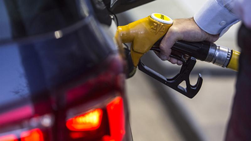 2015-12-15-da-oil-prices-large.jpg