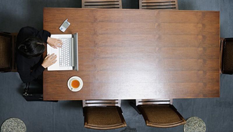 2015-12-aaron-timms-laptop-computer-table-top-large.jpg
