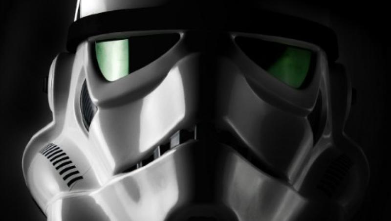 2015-12-da-star-wars-force-awakens-anh-stormtrooper-large.jpg