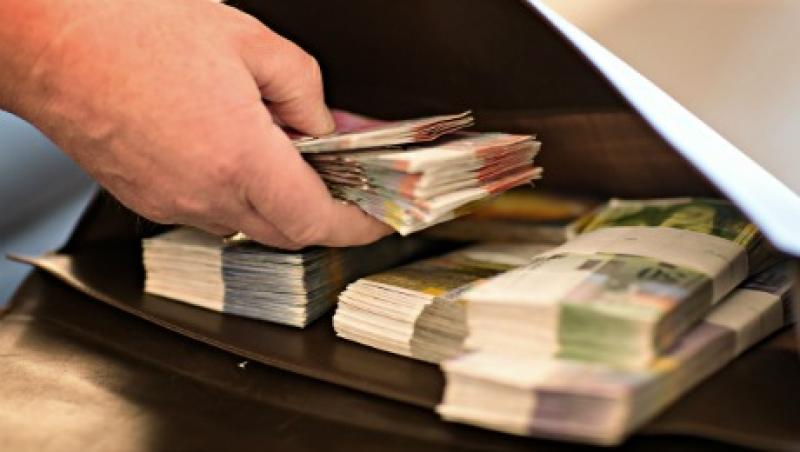 2015-12-uw-ken-dickson-swiss-franc-forex-large.jpg