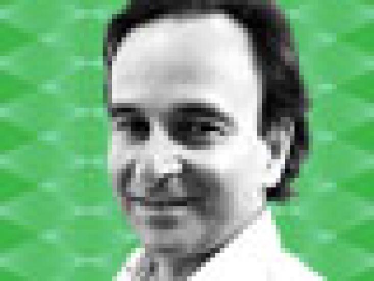 2016-02-tom-johnson-all-europe-research-team-inigo-egusquiza-small.jpg