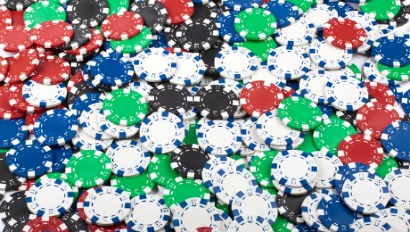2016-04-gmtl-jpm-gambling-chips-high-yield-bonds-large.jpg