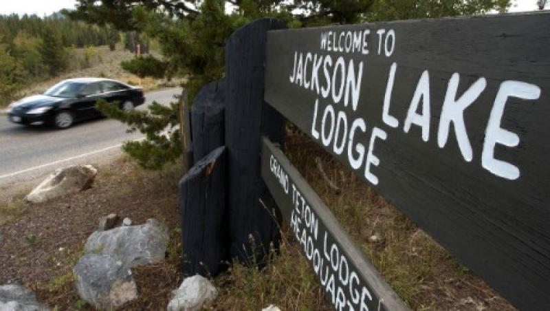 2016-08-da-weekender-jackson-hole-grand-teton-lodge-large.jpg