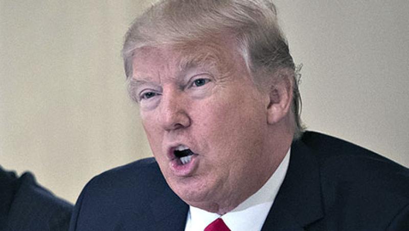 2017-02-jess-delaney-donald-trump-overturning-fiduciary-rule-large.jpg