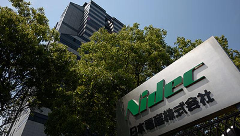 2017-05-sheila-dang-res-all-japan-executive-team-nidec-headquarters-large.jpg