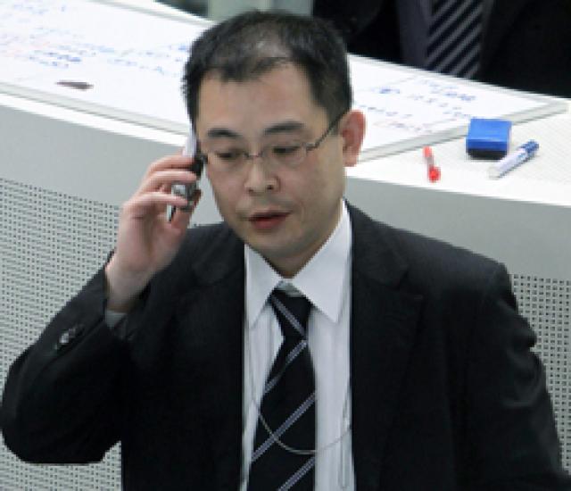 Japanese Stocks Fall After Strongest Earthquake Japanese Stocks Fall After Strongest Earthquake