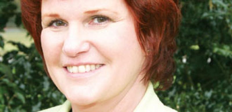 330x160-bowlessharon.jpg