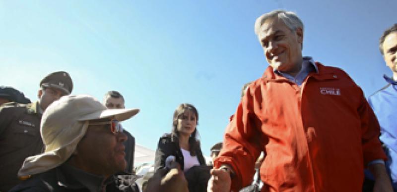 Possible contact with Chilean miners was delayed until Monday Possible contact with Chilean miners was delayed until Monday
