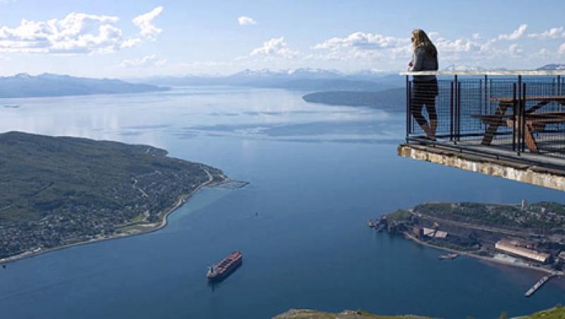 am-norway-large.jpg